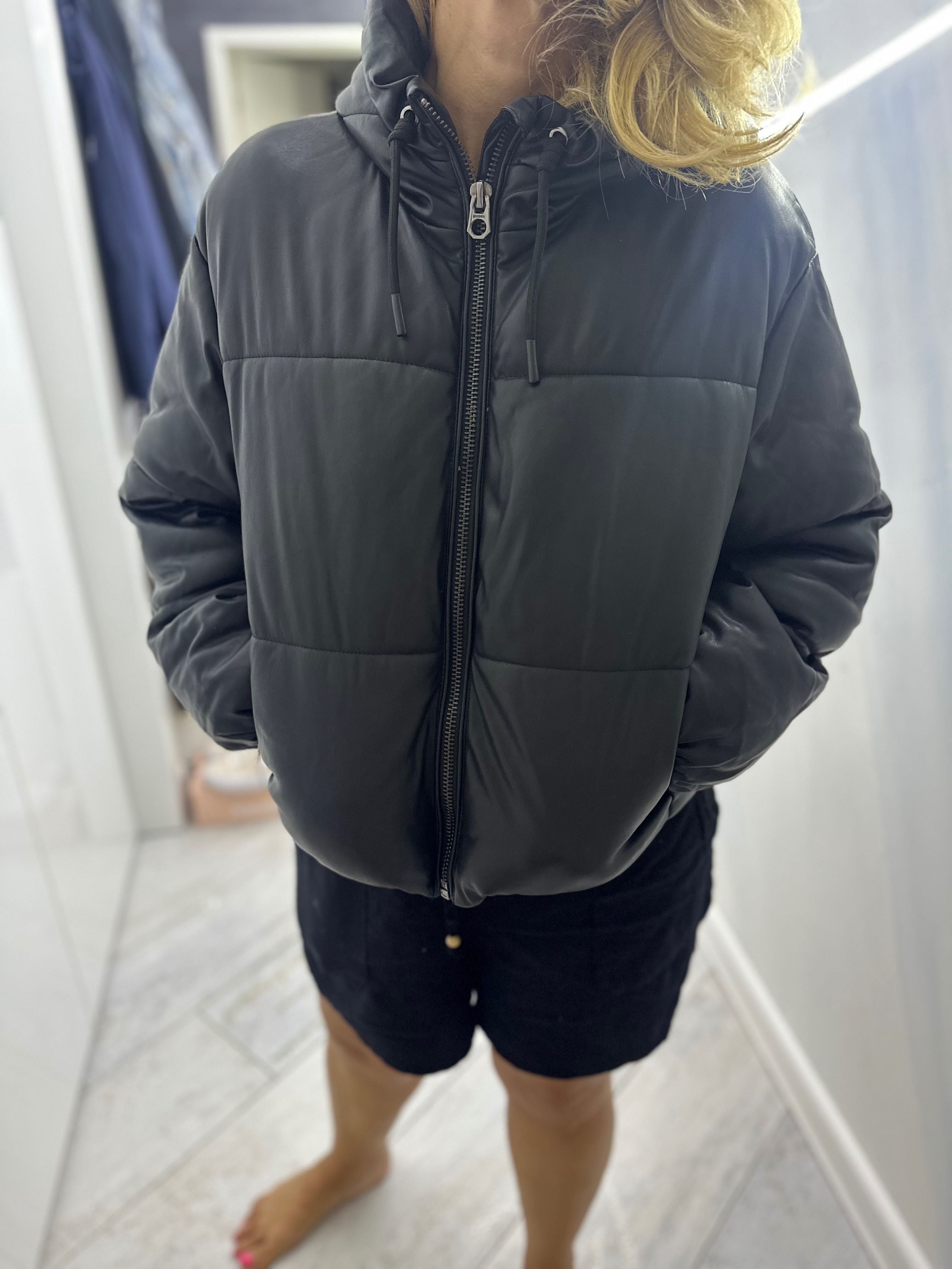 Дамско кожено зимно яке Bershka Xs