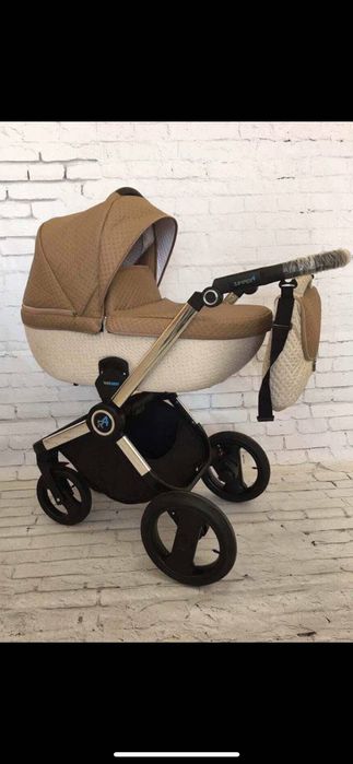 Бебешка количка - еко кожа