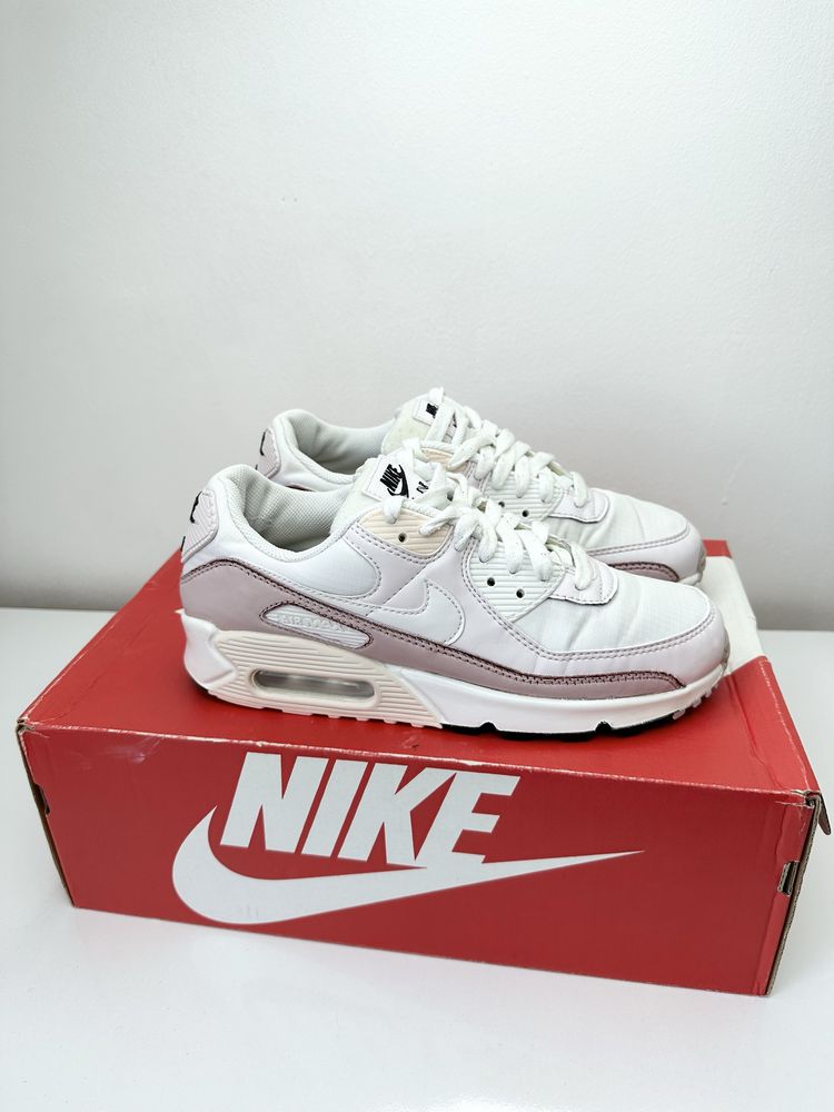 Nike Air Max 90 Дамски маратонки