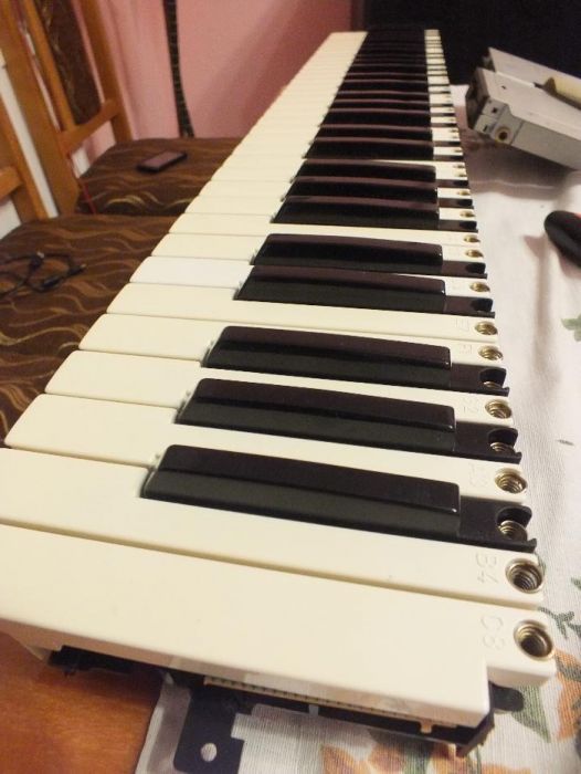 Clape Roland  la  pret   bun