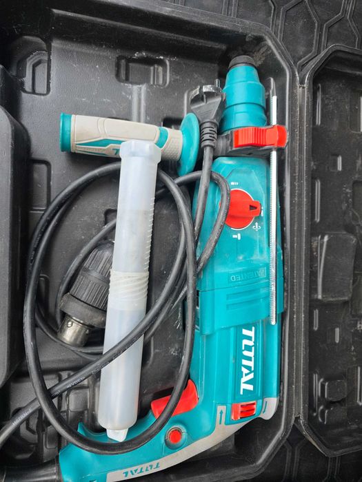 перфоратор total