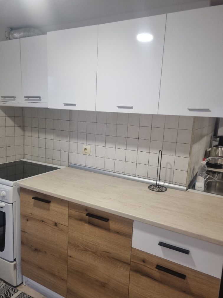 Дава се под наем Етаж от къща в Пловдив, Каменица 1 - 135 кв.м за 561 € - Снимка #2