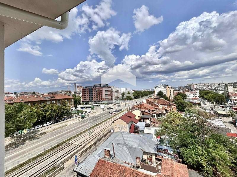 Продава се Двустаен апартамент в София, Красно село - 60 кв.м за 2500 €/кв.м - Снимка #6