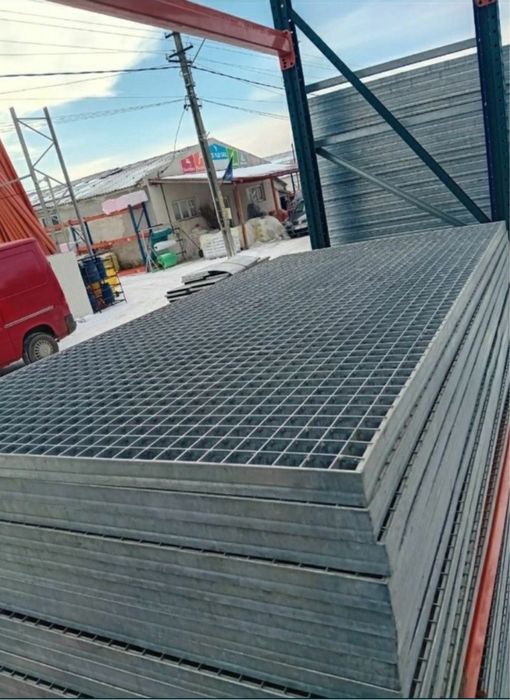 Gratare zincate galvanizate