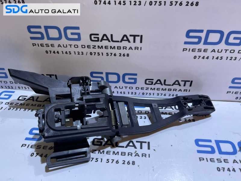 Suport Maner Exterior Usa Portiera Dreapta Spate Ford Kuga 1 2008 - 2013 Cod 4M51-A266B22-AD 4M51A266B22AD