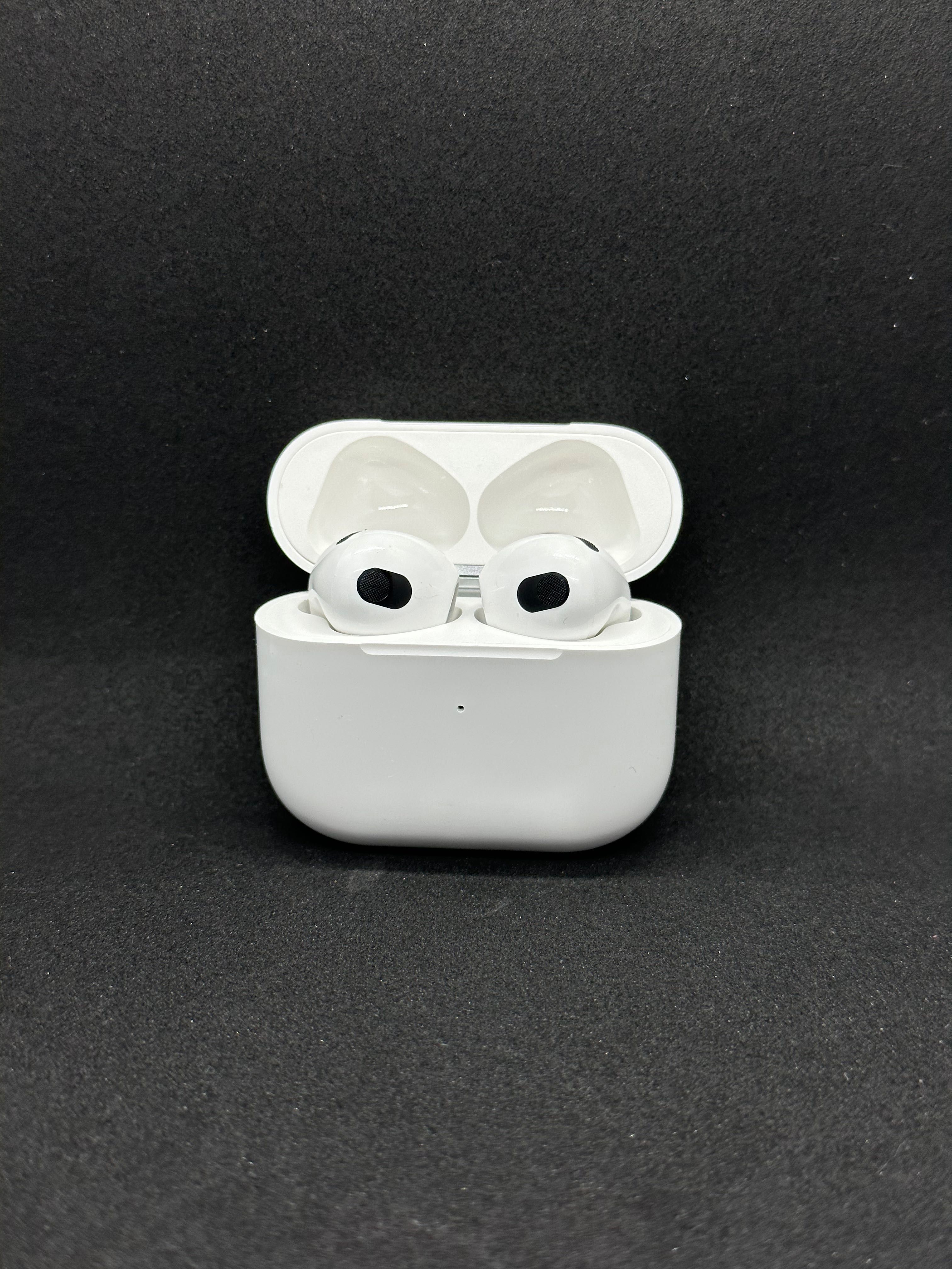 AirPods Pro 2/ AirPods 3