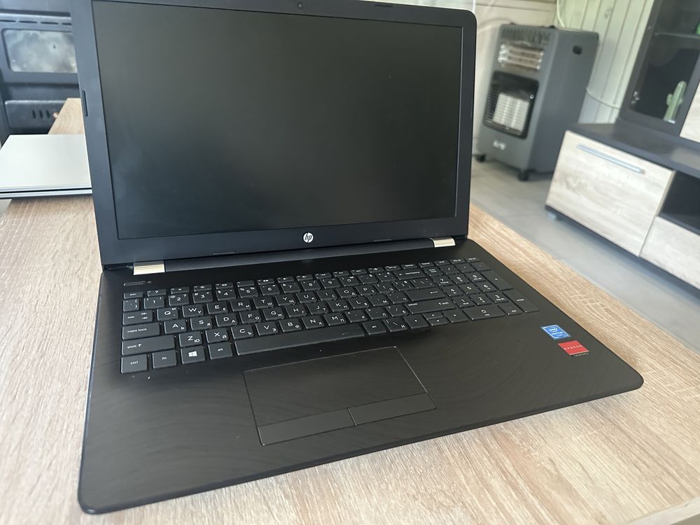Лаптопи Asus и hp