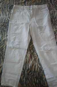 Нови бели дънки mom jeans