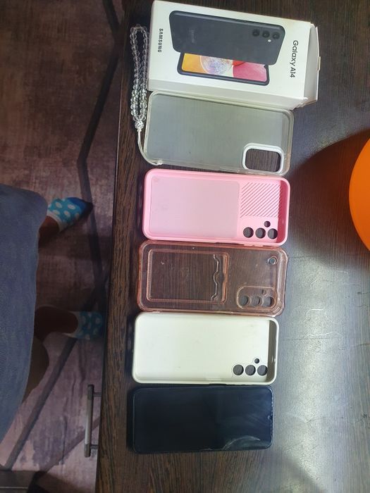 Samsung a14 128gb cu 4gb ram