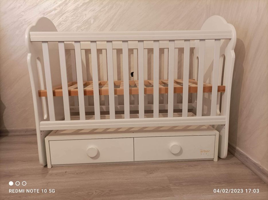 Бебешко легло използвано е 5 месеца
