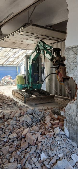 Excavatii demolari inchiriez miniexcavator picon bobcat picon dumper