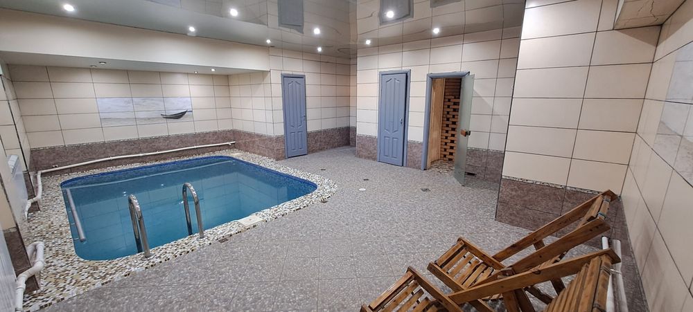 Сауна с бассейном