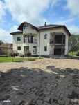 Vila moderna de vanzare, cu 5 camere, 380 mp, zona rurala la 15 minute