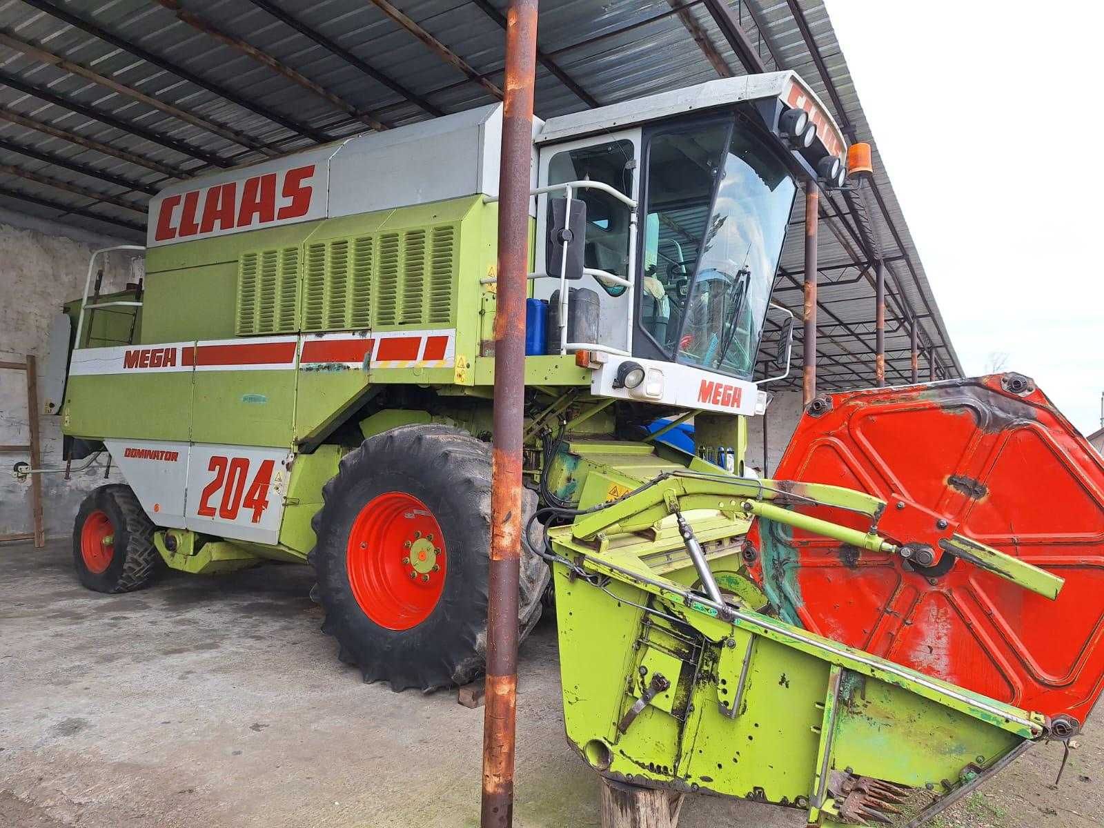 Combina Claas Dominator 204