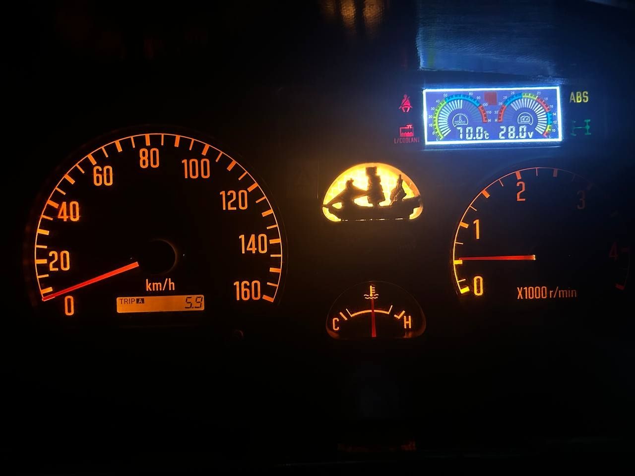 Isuzu NP 37 samauto