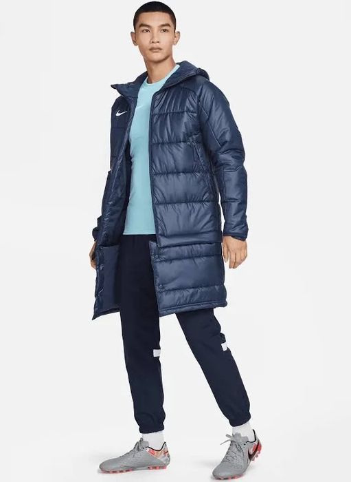 Geaca NIKE - noua Marimea M