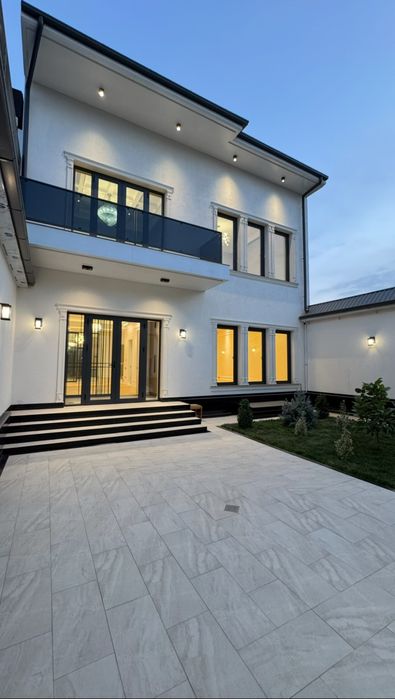 Продается Евро Дом Академгородок 5 сот 3 уровня 7 комнат