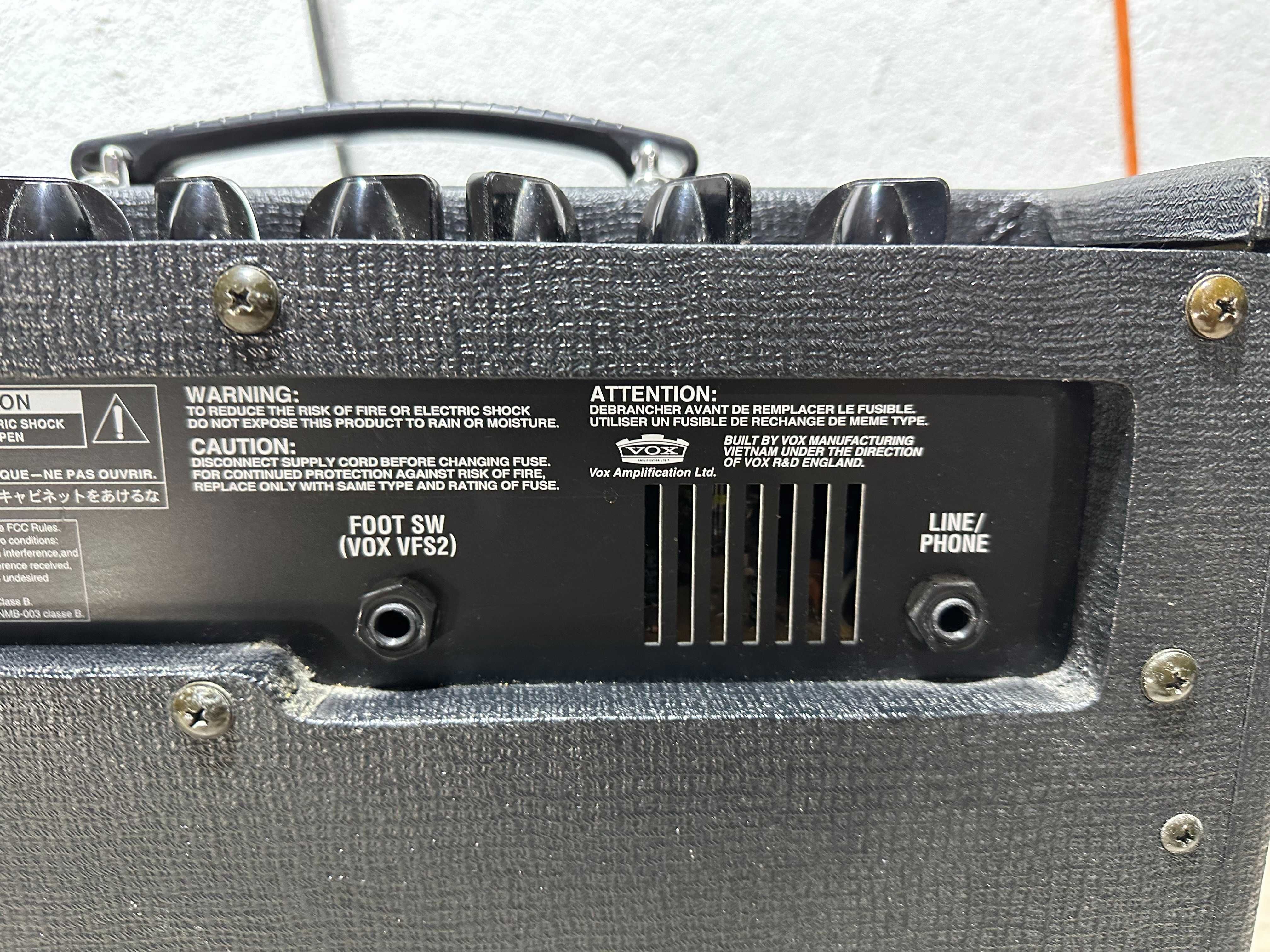 Кубе - Vox AD15VT