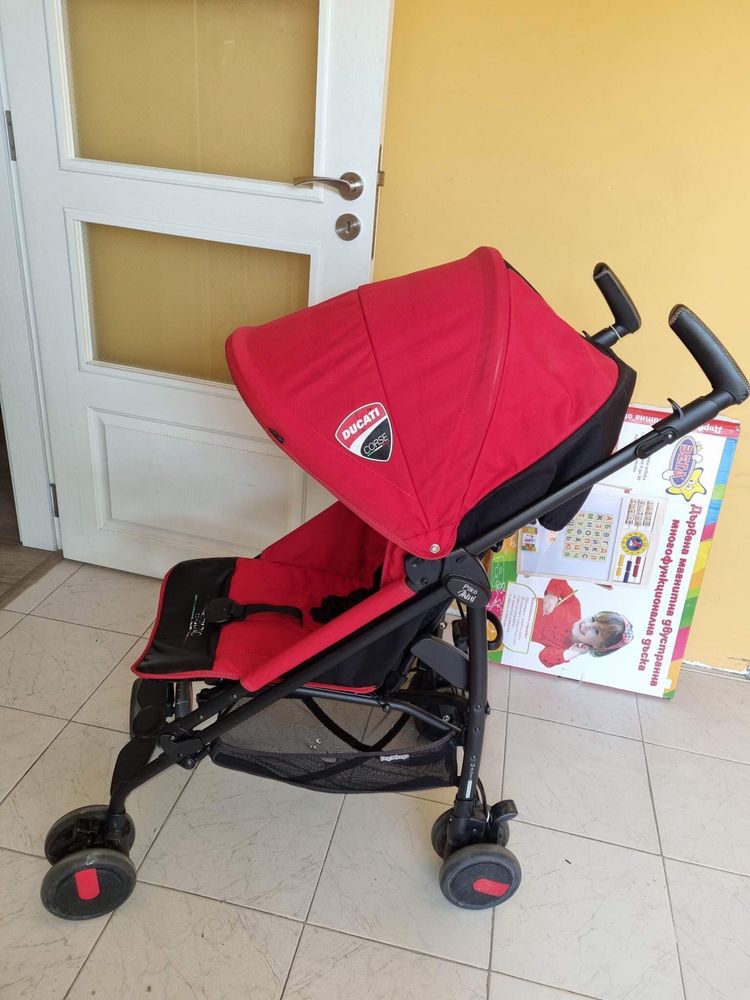 Продавам  детска количка Peg Perego