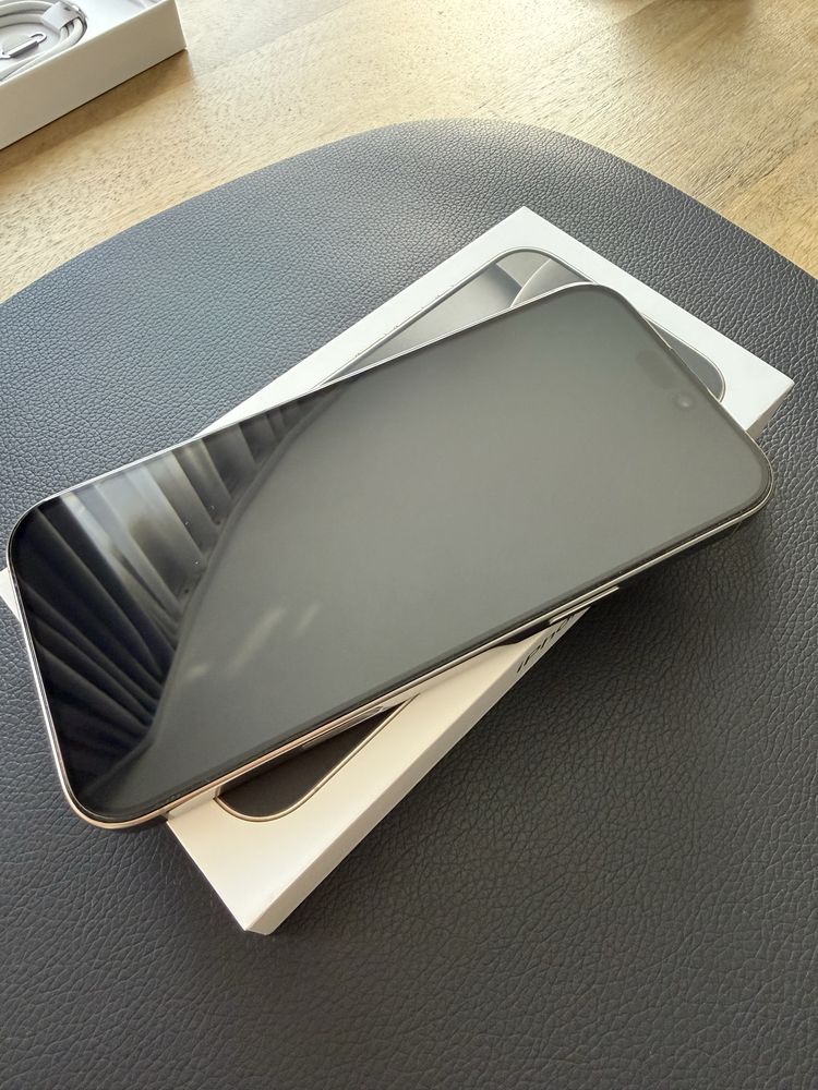 Iphone 16 Pro Max 512 GB  В ГАРАНЦИЯ !