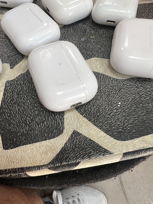 Airpods pro pro2 case кутия зарядно
