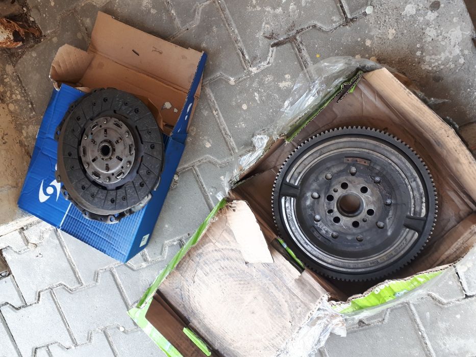 Volanta masă dublă. alfa romeo 159 2.0