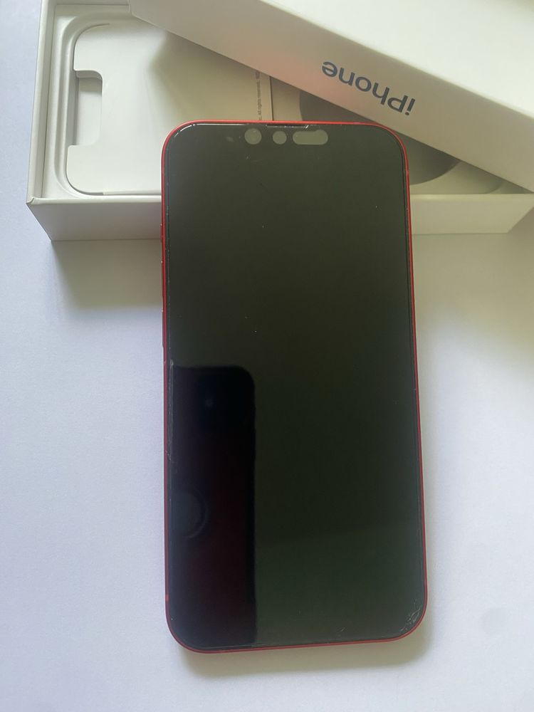iPhone 13 Red – Лимитирана серия | 128GB | Отлична цена!