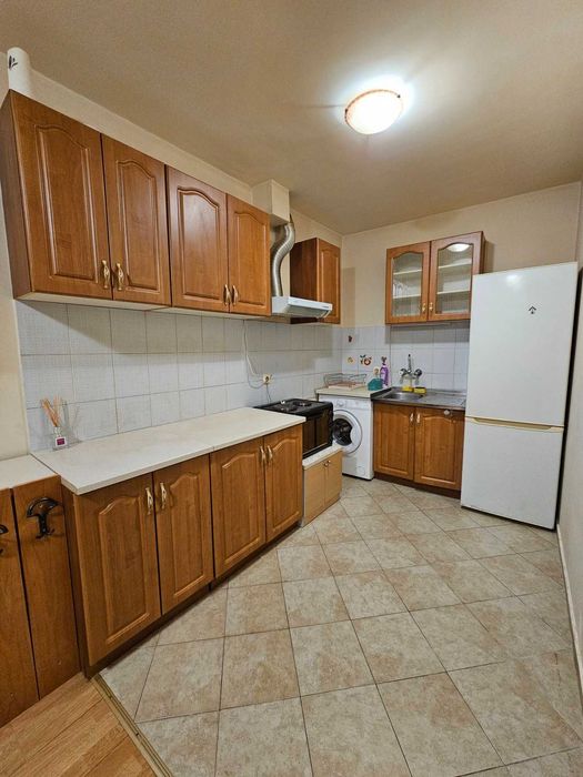 Дава се под наем Двустаен апартамент в Варна, Левски - 45 кв.м за 306 € - Снимка #1