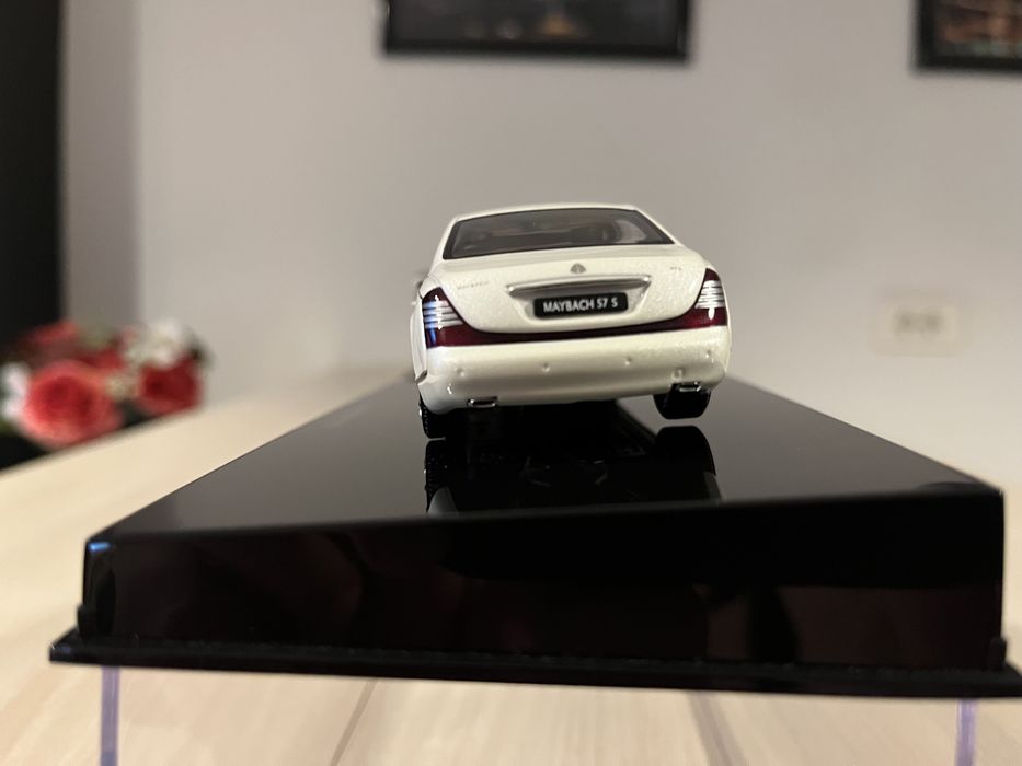 Macheta AUTOart 1/43 Maybach 57S