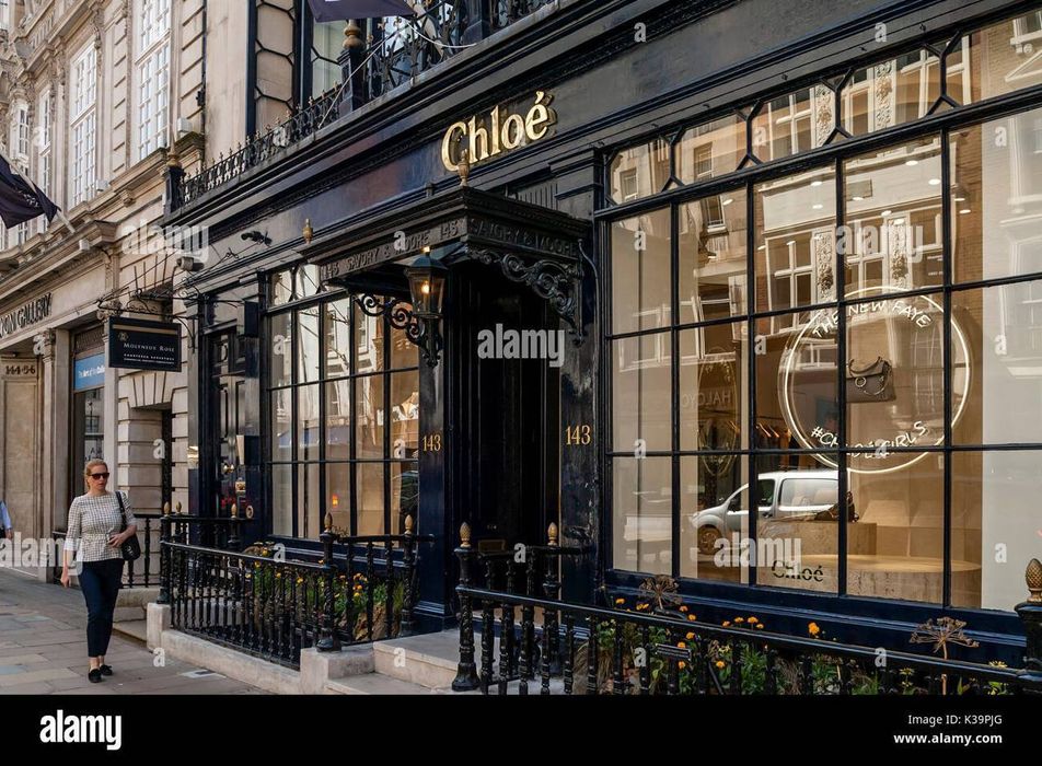 Продаётся нежилое помещение