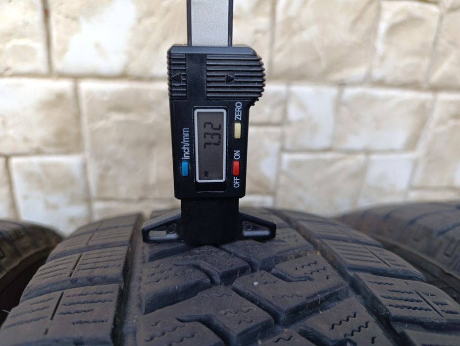 Зимни гуми LASSA 205/65/16 C dot 3723