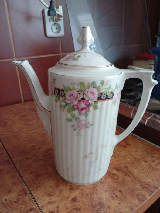 Cafetieră din porțelan TRAUM