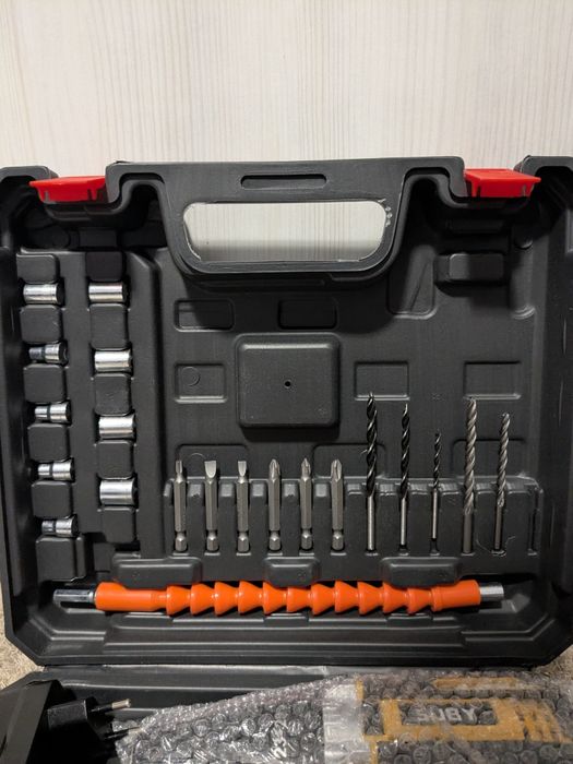 Mașina de găurit și înșurubat cu percuție Noua