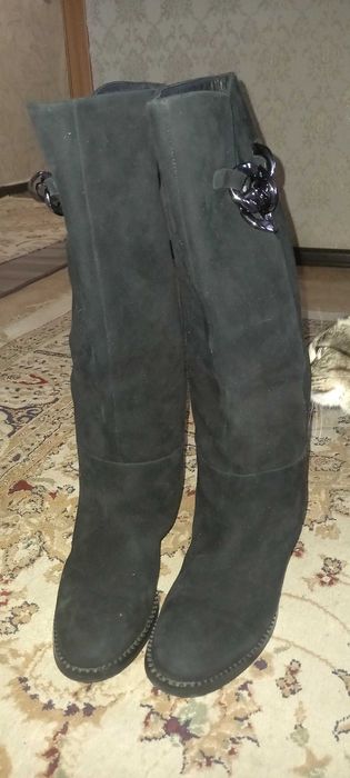 Продаются сапоги осень-зима евро