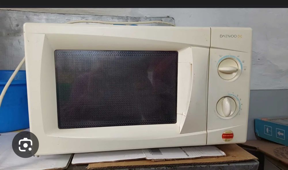 Продам микроволновку Daewoo