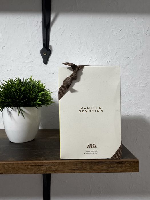 Apa de parfum vanilla devotion zara