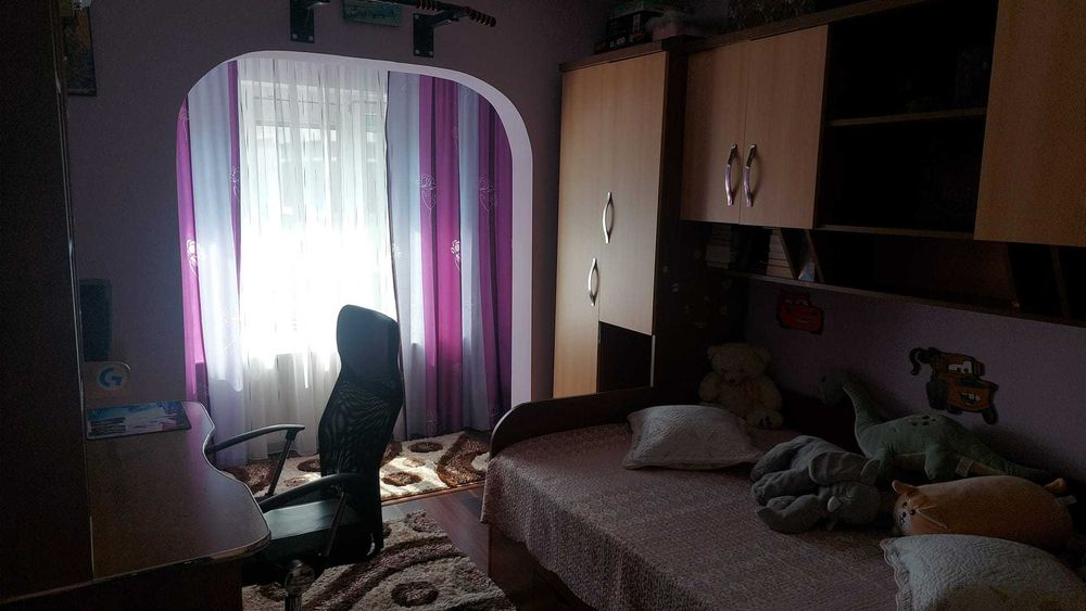 Apartament 3 camere et 1