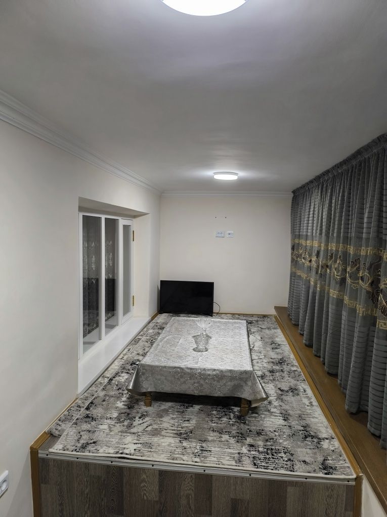 5-iyulda bushaydi. Kvartira arenda.Kurant. Gishtli dom. Grill yonida