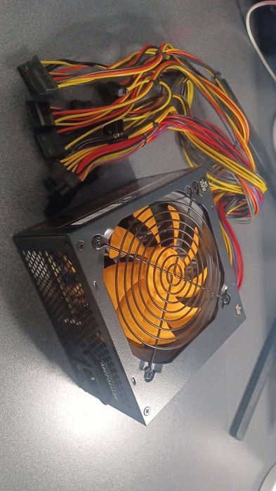 Sursa Inter-Tech Argus APS-620W