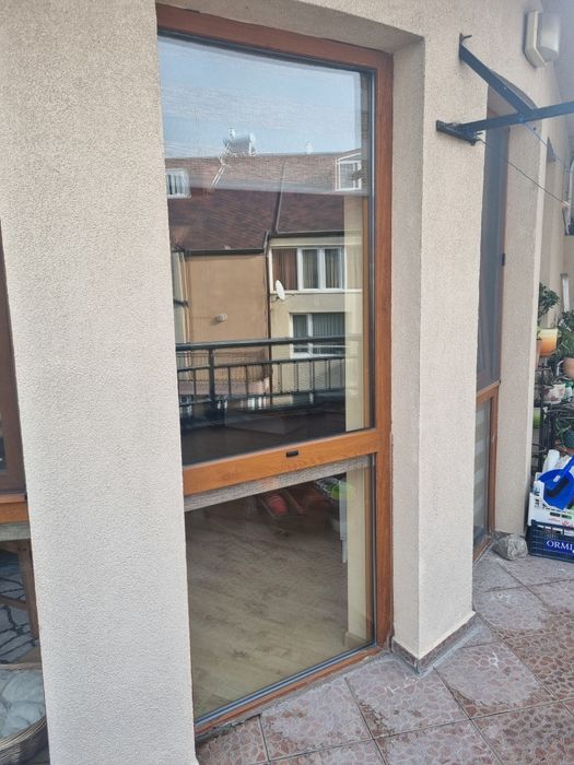 ПВЦ дограма, златист дъб