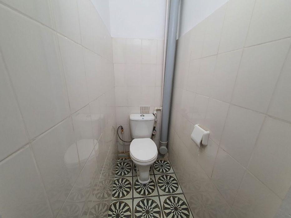 Фрунзенский масивда 3 хонали квартира сотилади