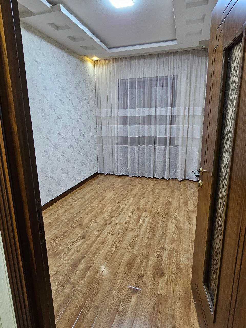 Карасу-2 (Мирзо-Улугбек), 5-комн, 110 м², 2/5, с ремонтом. Собственник