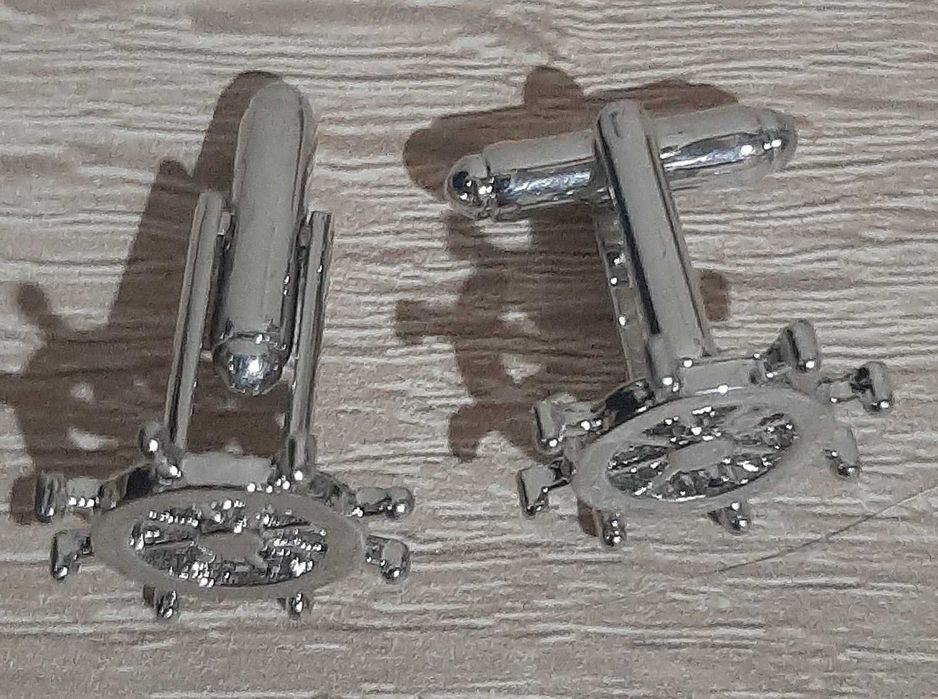 butoni timona pentru camasa