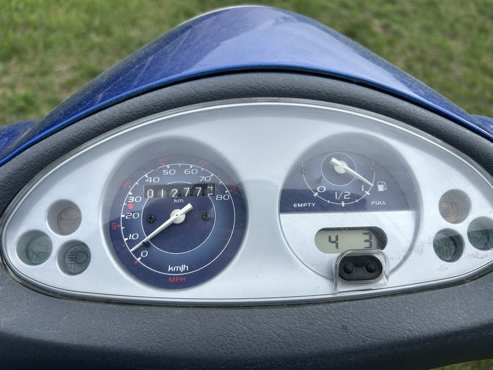 Scuter Piaggio Fly 50 cc 4T