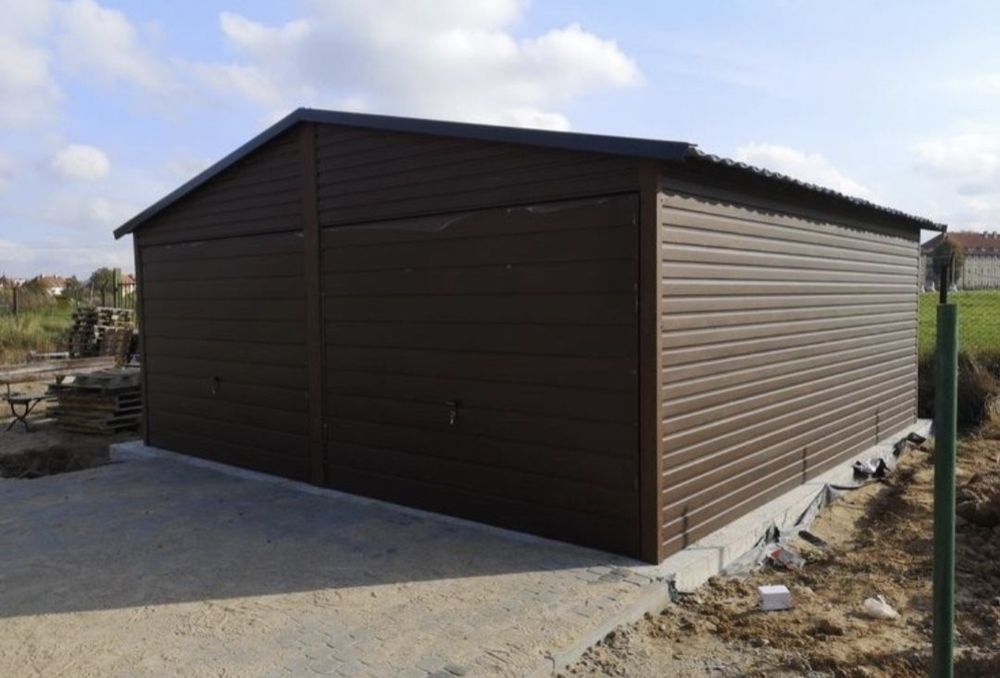 Vând si construiesc garaje auto