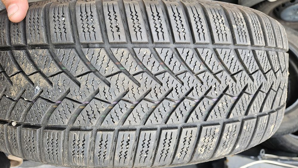 Гуми 205 55 16 семперит