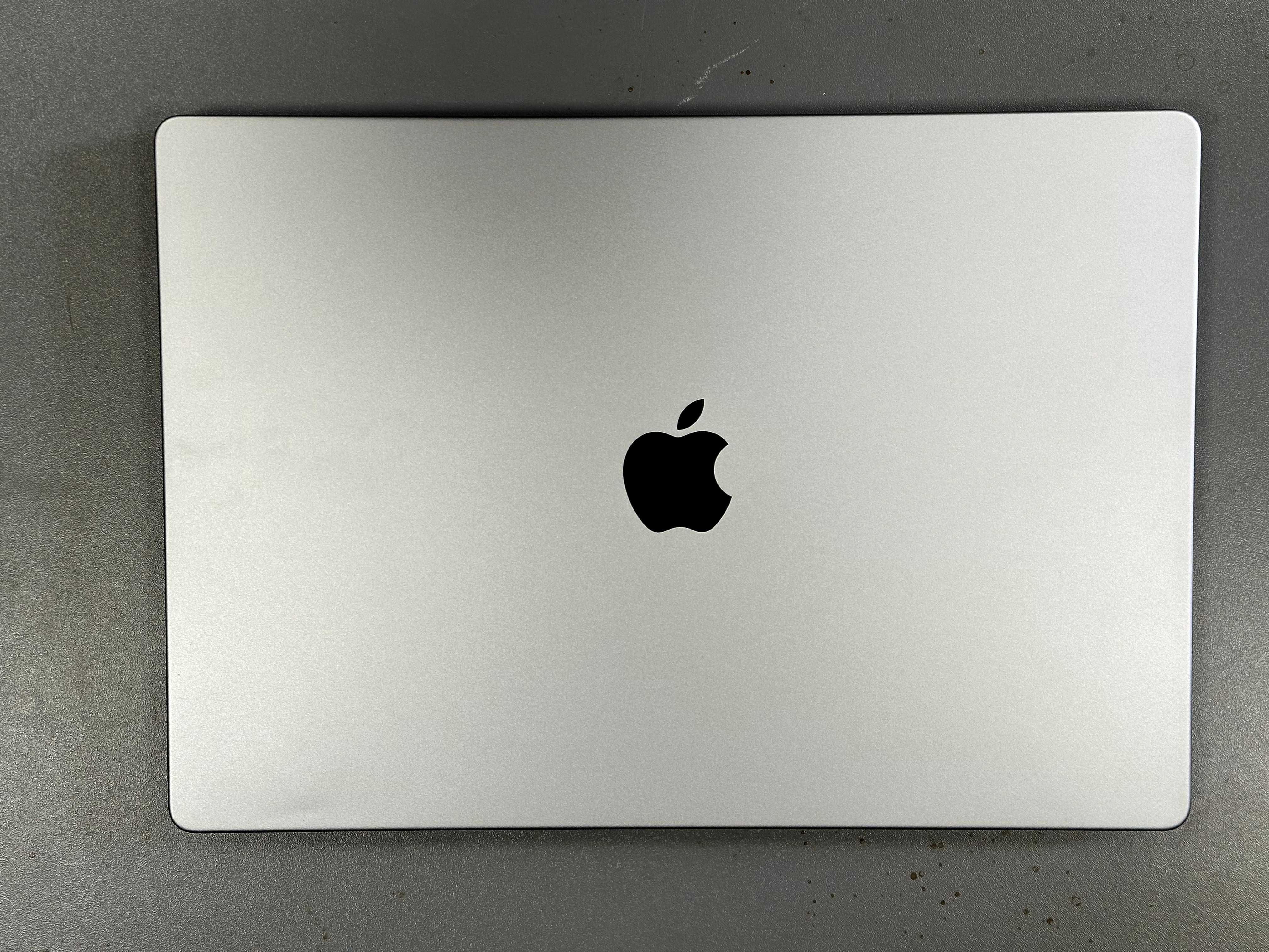 MacBook Pro 16" M1 Pro 1TB 32GB RAM Space Gray