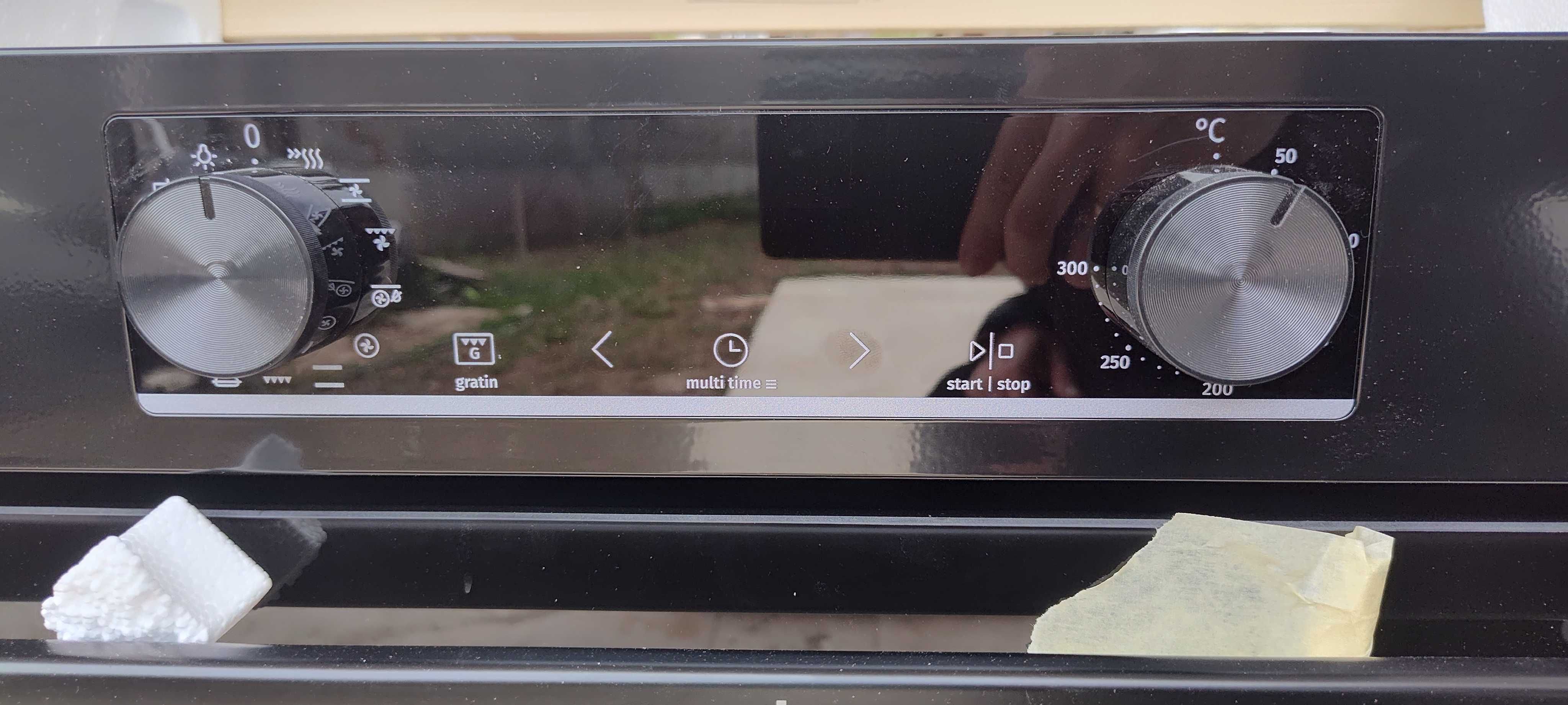 Фурнa за вграждане GORENJE BOP6737E02BK 77 L