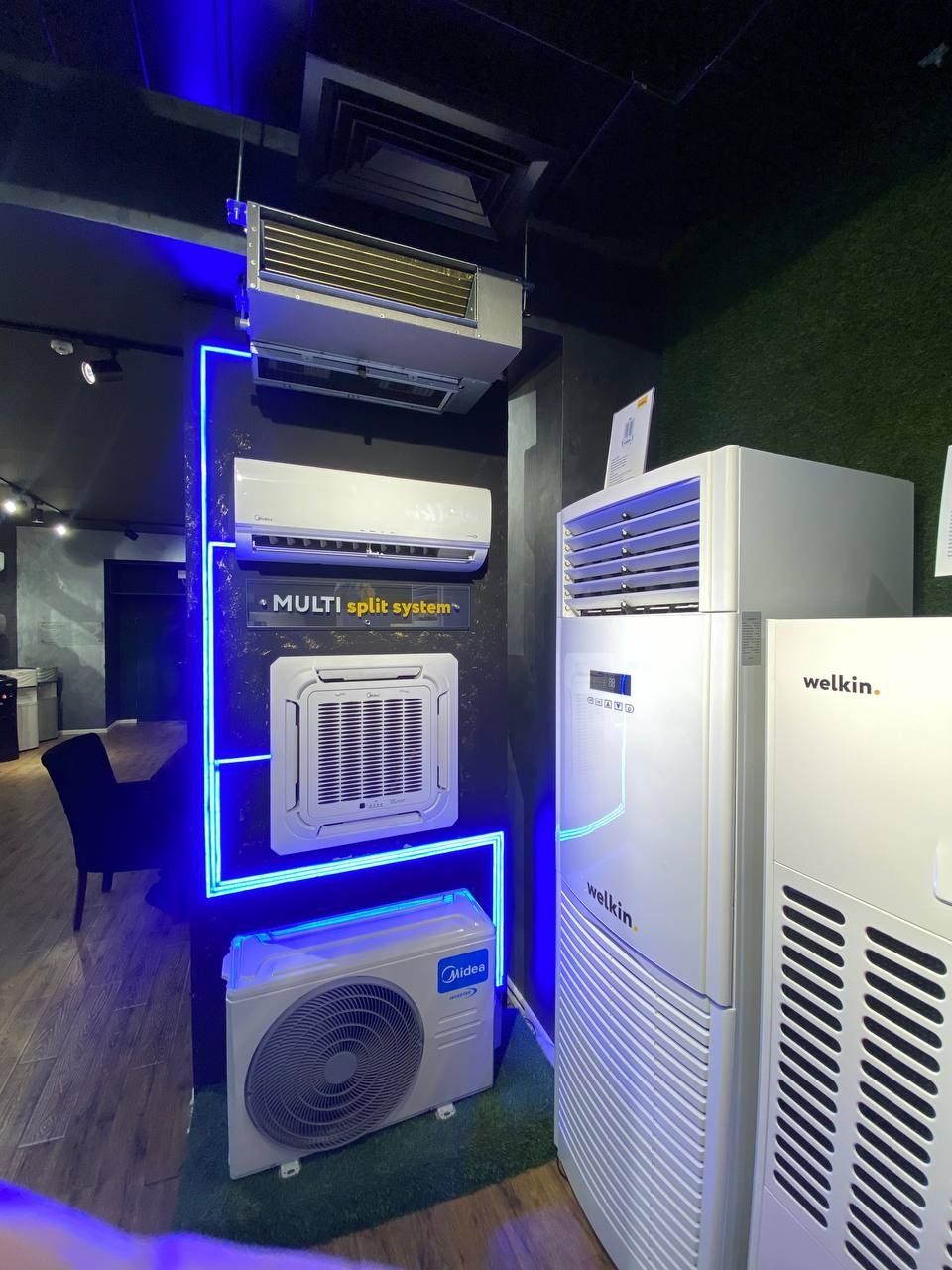 Колонный Кондиционер Midea 24,000 bTu, Инвертер,  модель Ya Round