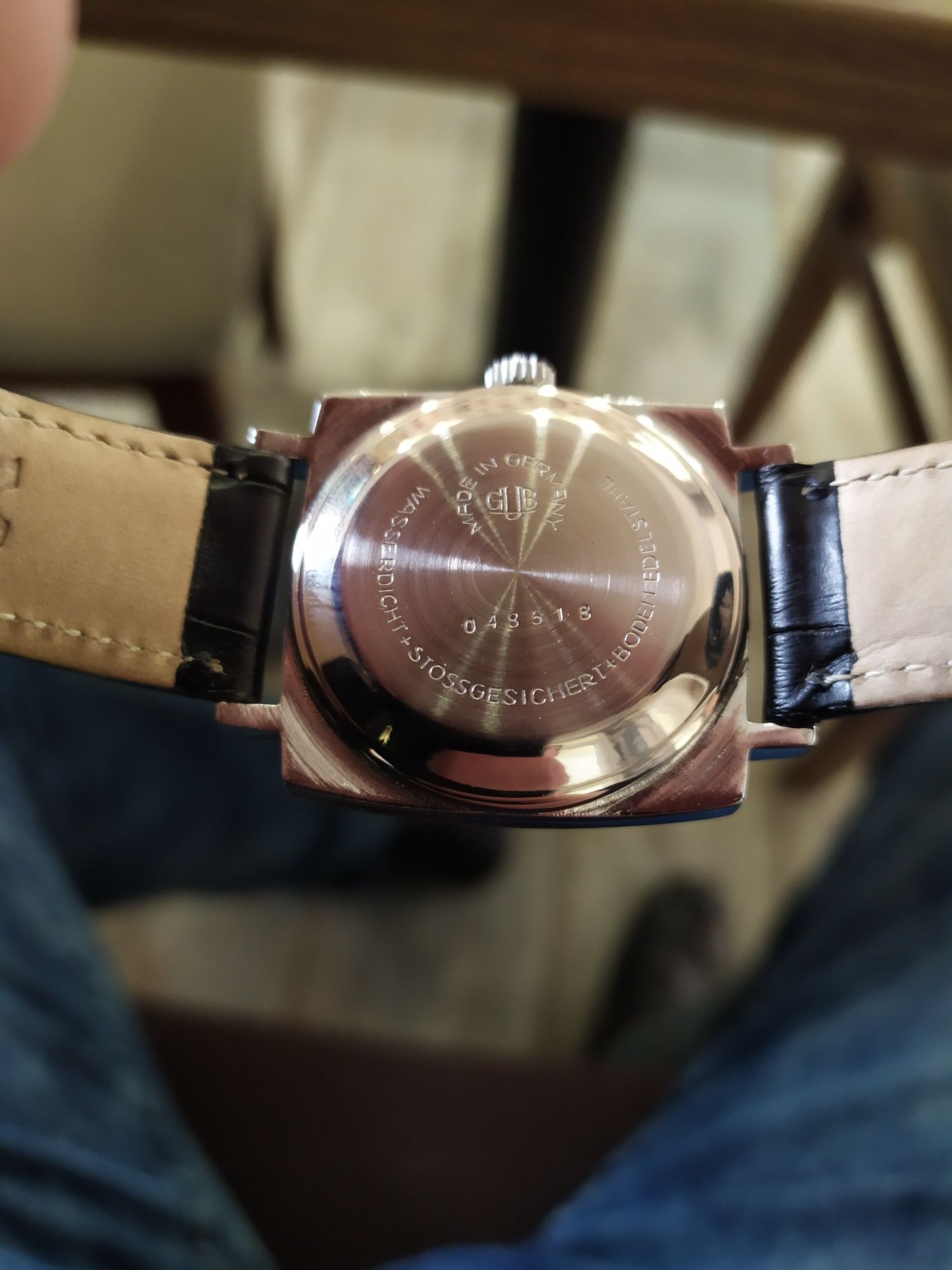 Gub Glashutte Bizon automatic, като нов!